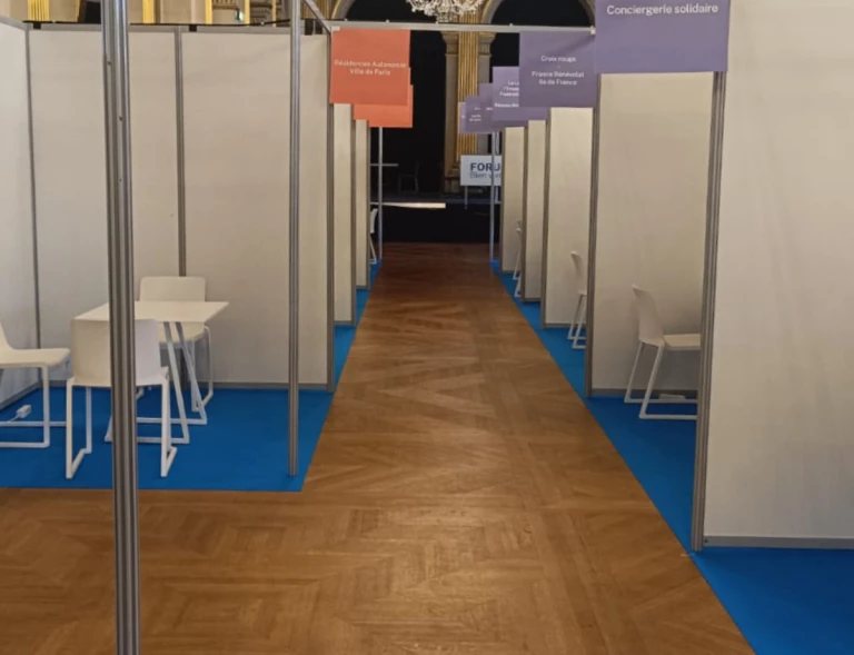 Installation générale pour stand à Paris